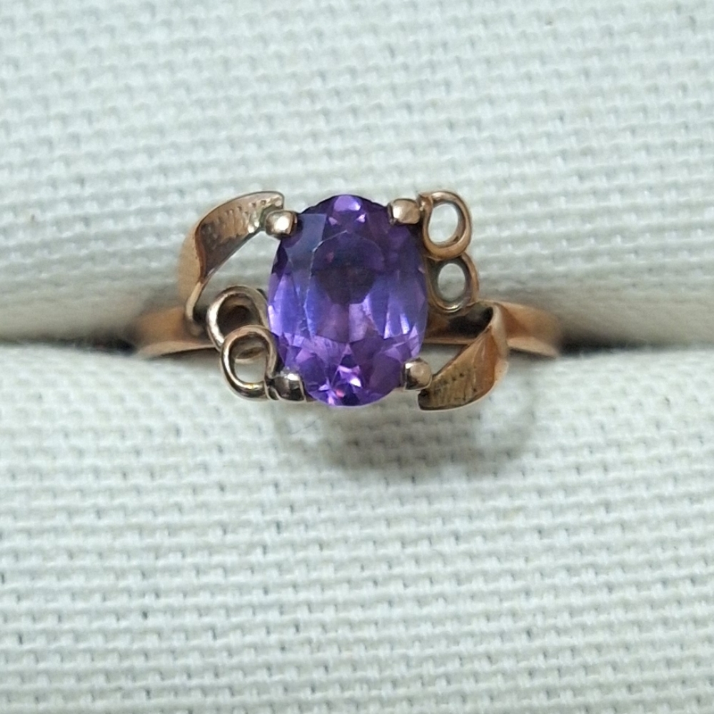 Gold ring